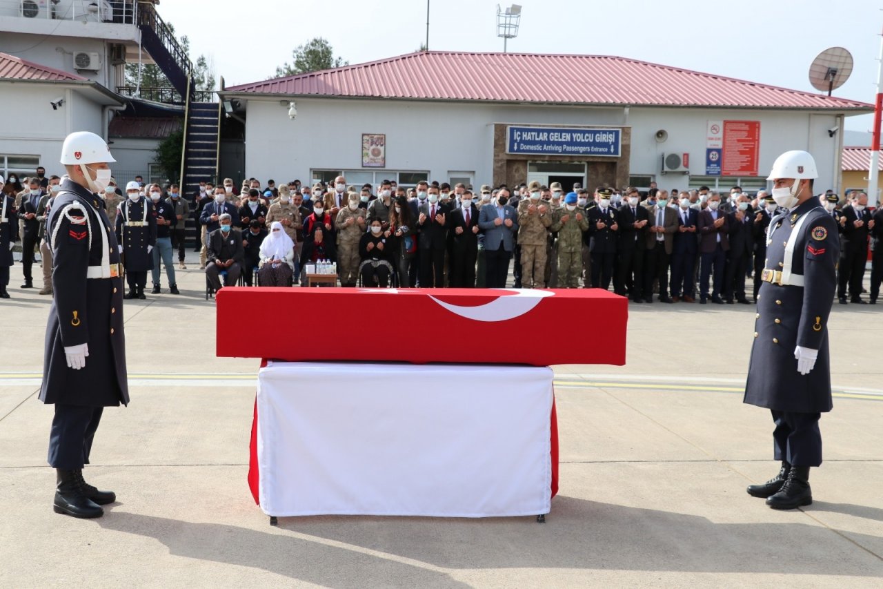 Siirt Şehidinin Naaşı Düzenlenen Törenle Memleketi Niğde’ye Uğurlandı